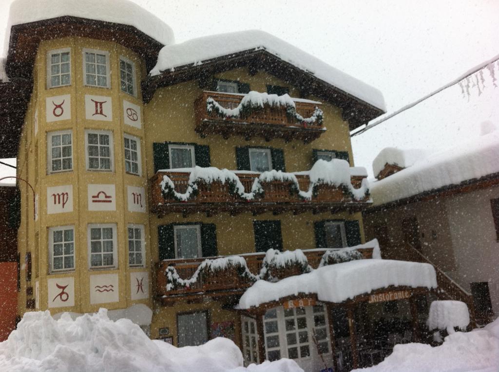 Hotel Centrale Peio Esterno foto